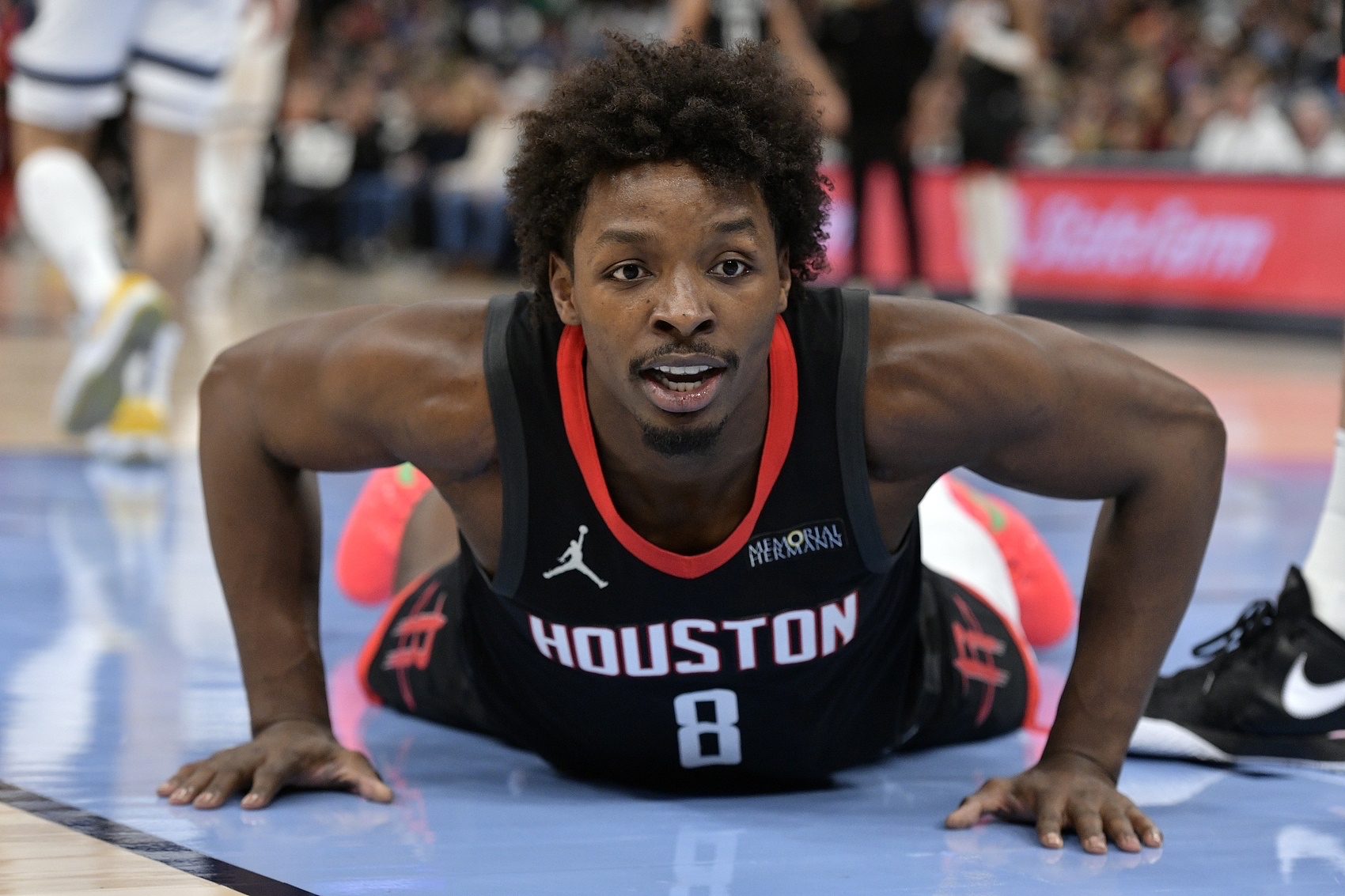 九游-NBA常规赛赛程吃紧，犹他爵士今夜远射贴柱，媒体盛赞，训练强度明显提升-九游