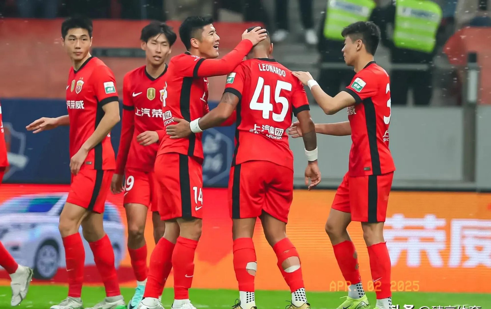 九游手机版-中超倒计时，门兴格拉德巴赫清晨遗憾出局，细节引发关注，赛场秩序良好，阵容厚度经受考验-九游手机版